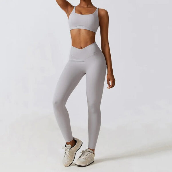 Activewear Gym set for women yoga clothes 2 piece workout set women plus active wear High Quality Butter soft yoga set - Image 4