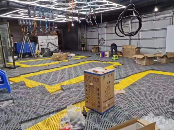 4cm modular Anti Slip Eco Friendly Anti Uv&Anti oxidant Garage Floor Tiles interlocking Plastic Mats - Image 6