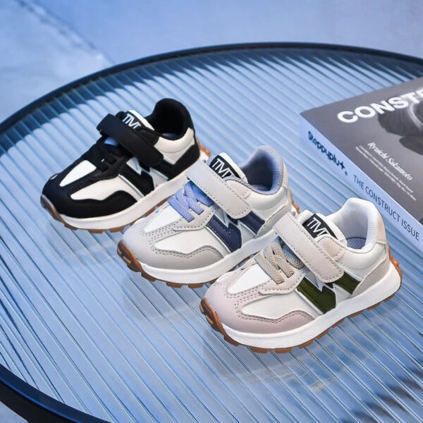 Children Unisex Sneakers - Model #102806 - Image 2